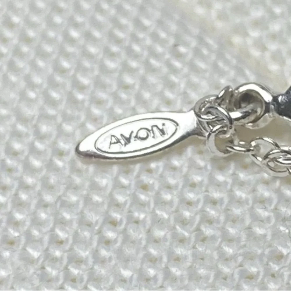 AVON Pink Pendant Necklace